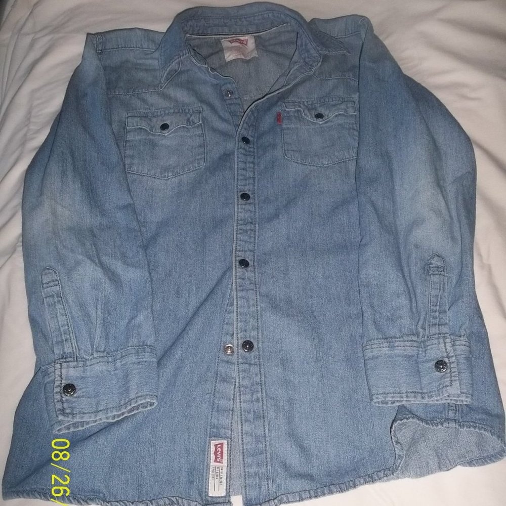 Levi's blue denim western shirt boys size LG